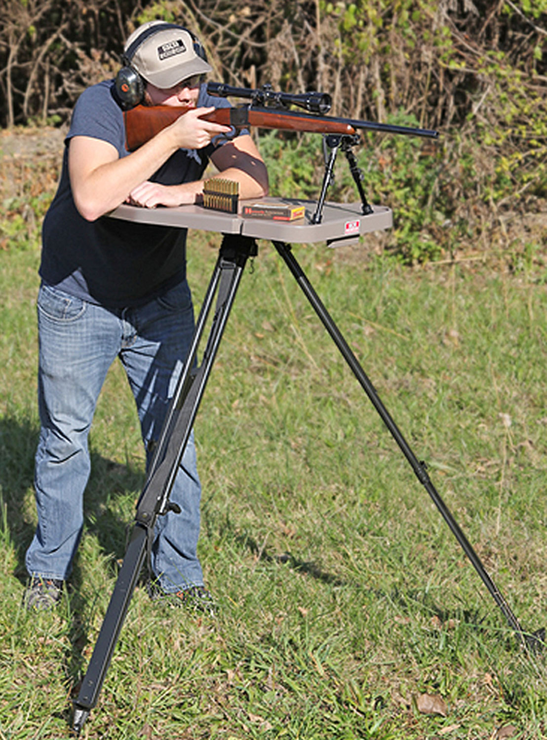 MTM Case-Gard HLST Hi-Low Shooting Table Black/FDE 18