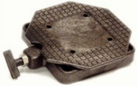 Cannon 2207003 Low-Profile Swivel Base for Cannon Downriggers